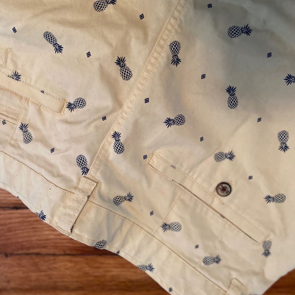 NWT Men shorts. - Picture 6 of 8